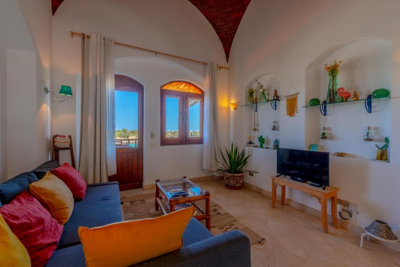 Lagoon View 1-bedroom In West Golf El Gouna *